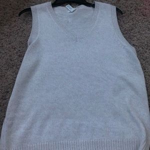 Women’s vest size small